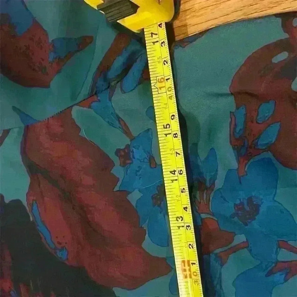 Urban Outfitters Women's Floral Cropped Windbreaker Jacket Size S - Picture 6 of 7